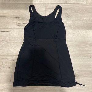Lulu Lemon tank Preowned size 2